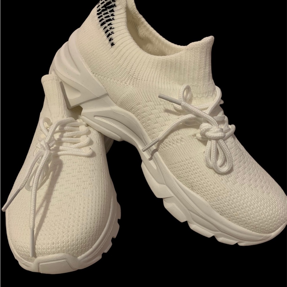 Lace up Front Breathable Mesh White Running Sneakers 👟